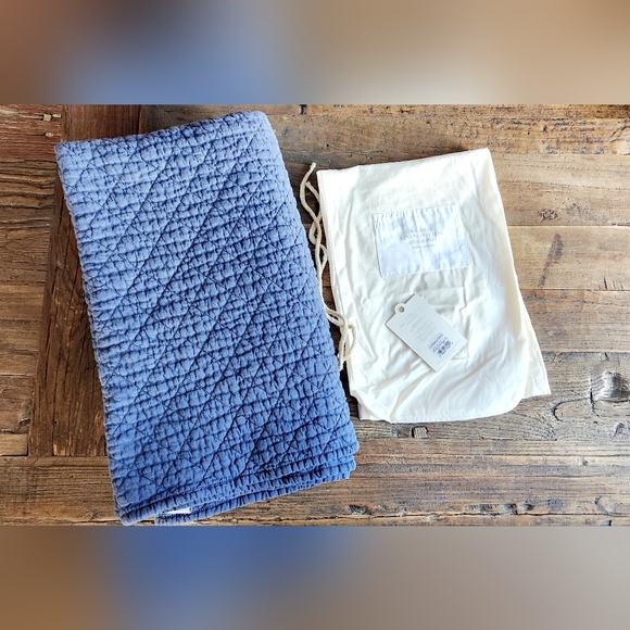 RH Washed Linen - Cotton Diamond Toddler Quilt - Picture 2 of 6